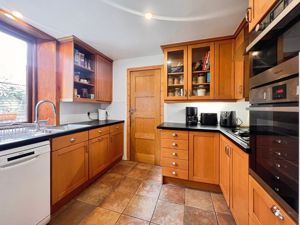 Photo 18- click for photo gallery